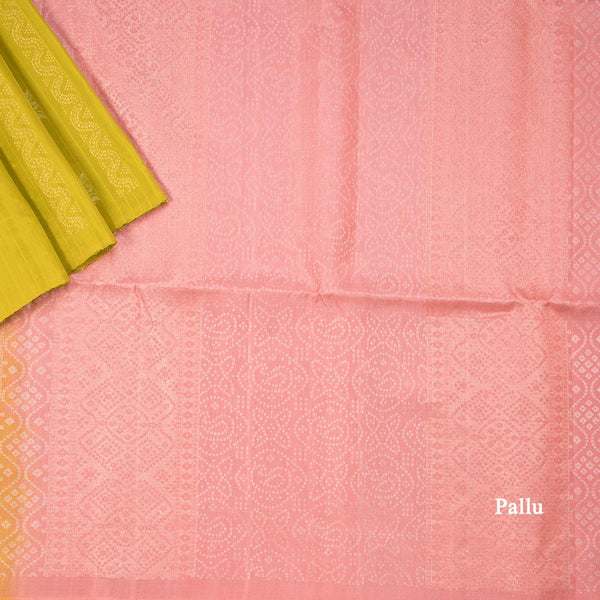 Mustard Borderless Soft Silk Saree With Floral Zig Zag Design In Gold And Silver Zari