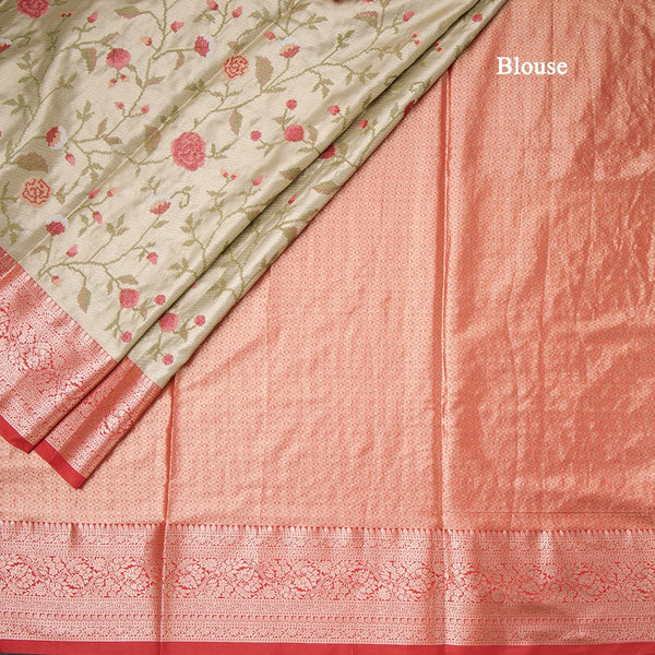 Fancy Silk Green Stylish Thread Work Saree With Zari Border 02