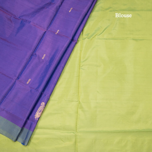 Vaazhai Naar Purple Saree With Thread Buttas And Contrast Pallu 02