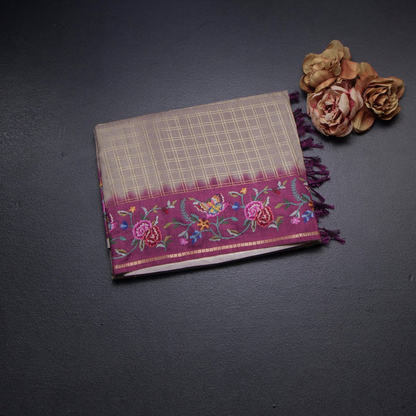 Raw Silk Grey Zari Checked Saree And Thread Border