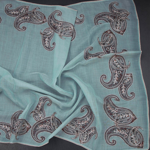 Linen Sea Green Borderless Thread Work Saree With Paisley Design