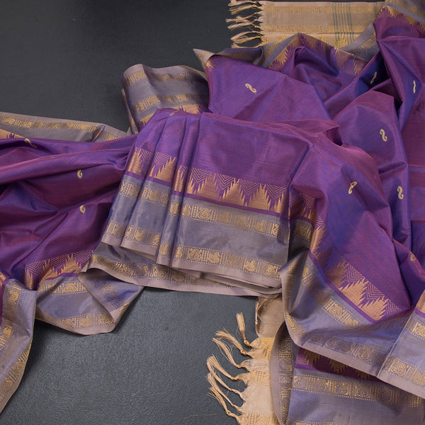 Vaazhai Naar Purple Saree With Thread Buttas And Contrast Pallu 03