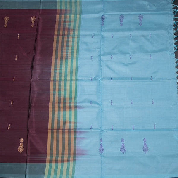 Vaazhai Naar Maroon Saree With Thread Buttas And Contrast Pallu