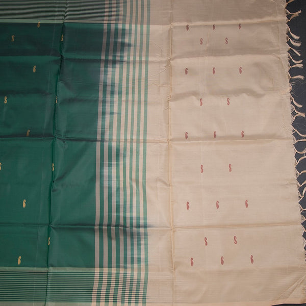 Vaazhai Naar Bottle Green Saree With Thread Buttas And Contrast Pallu