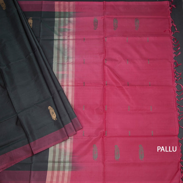 Vaazhai Naar Shot Colour Saree With Thread Buttas And Contrast Pallu 05