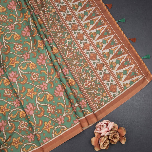 Raw Silk Green Floral Printed Saree 02