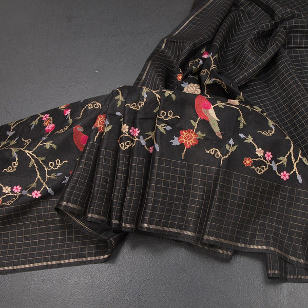 KSRTSR42300-Raw-Silk-Black-Thread-Work-Saree-With-Birds-Design-02-main