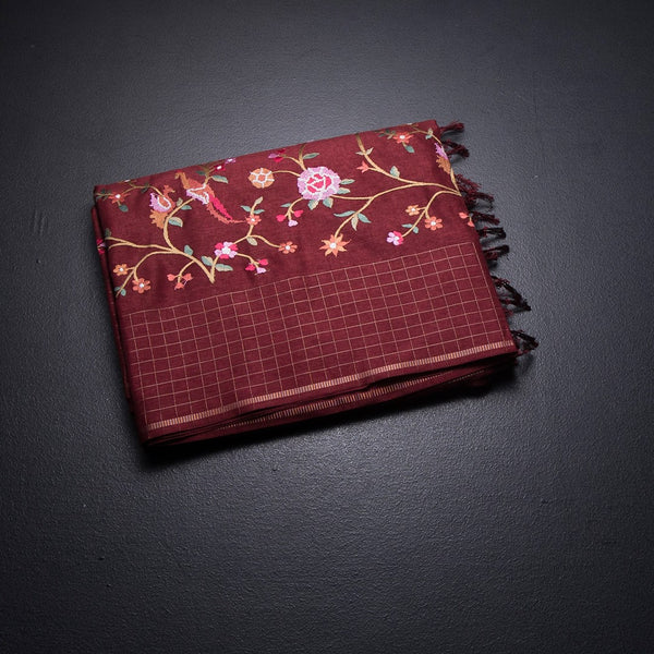 KSRTSR42311-1-Raw-Silk-Maroon-Thread-Work-Saree-With-Birds-Design-03-fold