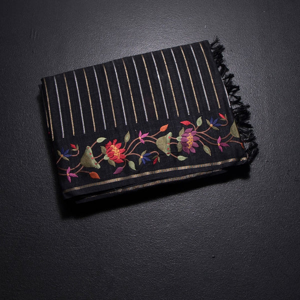 KSRTSR42323-1-Raw-Silk-Black-Zari-Stripes-Saree-And-Thread-Border-02-fold