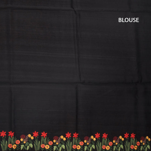 KSRTSR42337-3-Raw-Silk-Black-Saree-With-Zari-buttas-And-Thread-Border-03-blouse