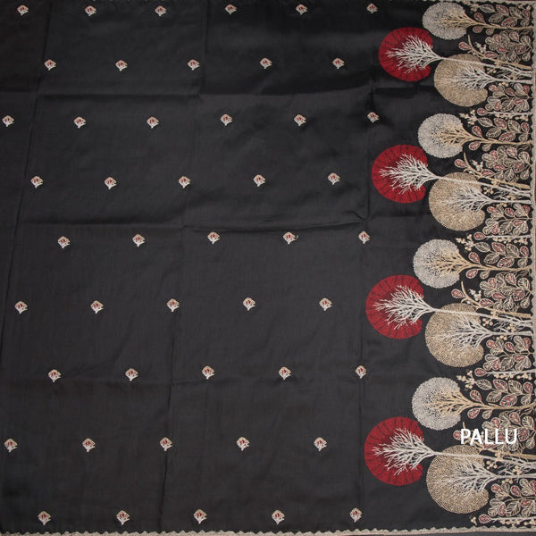 KSRTSR42468-2-Raw-Silk-Black-Floral-Zari-Worked-Saree-pallu
