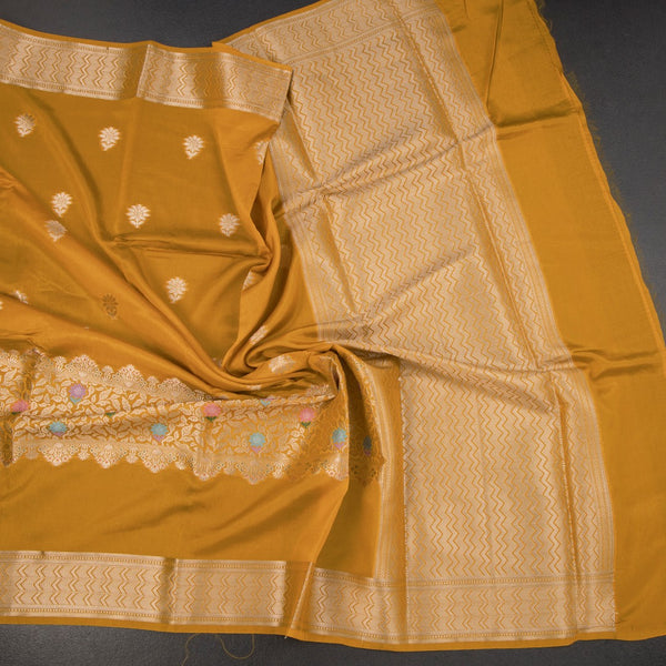 KSRTSR42490-4-Linen-Mustard-Saree-With-Zari-Buttas-And-Zari-Border-crush