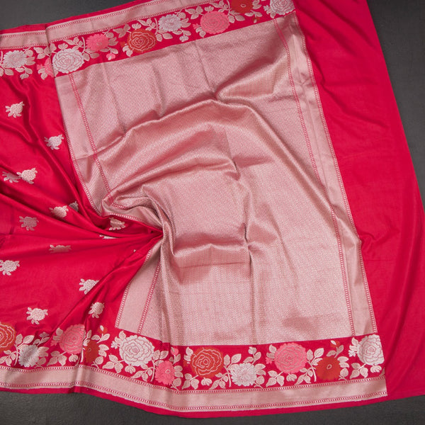 KSRTSR42504-4-Banaras-Rani-Pink-Floral-Zari-Worked-Saree-crush