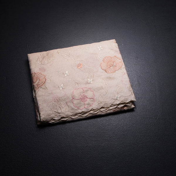 KSRTSR42512-1-Kota-Cream-Borderless-Saree-With-Floral-Thread-Work-fold