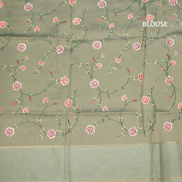 KSRTSR42515-3-Tissue-Gold-Zari-Stripes-Saree-And-Floral-Border-02-blouse