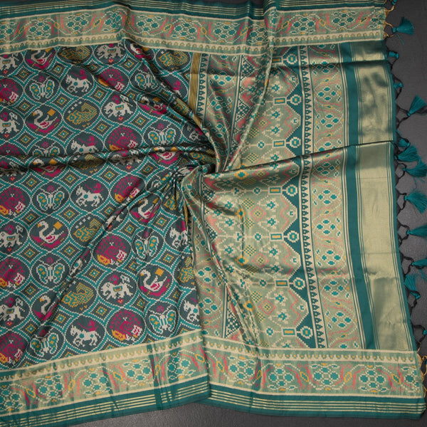 KSRTSR42522-4-Banaras-Dark-Green-Ikkat-Pattern-Saree-crush