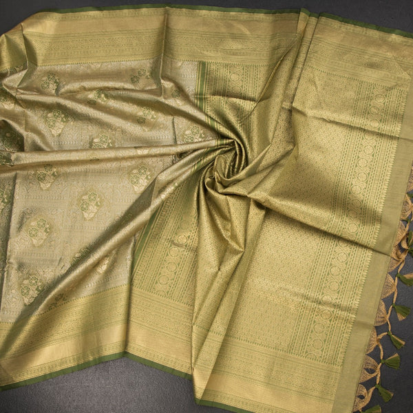 KSRTSR42523-4-Banaras-Green-Zari-Worked-Saree-crush