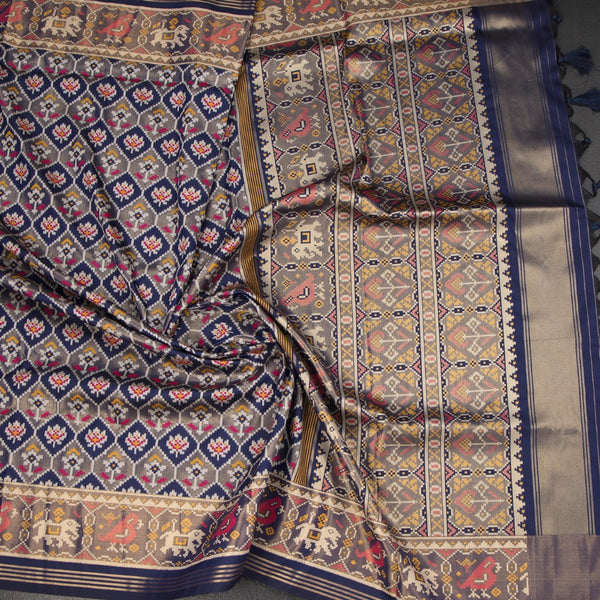 KSRTSR42528-4-Banaras-Navy-Blue-Ikkat-Pattern-Saree-crush