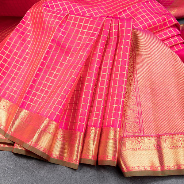 Pink Checked Silk Saree In Gold Zari And Zari Boder