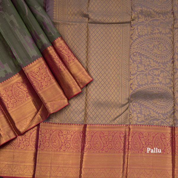 Stylish Half And Half Silk Saree With Flower Shower Border
