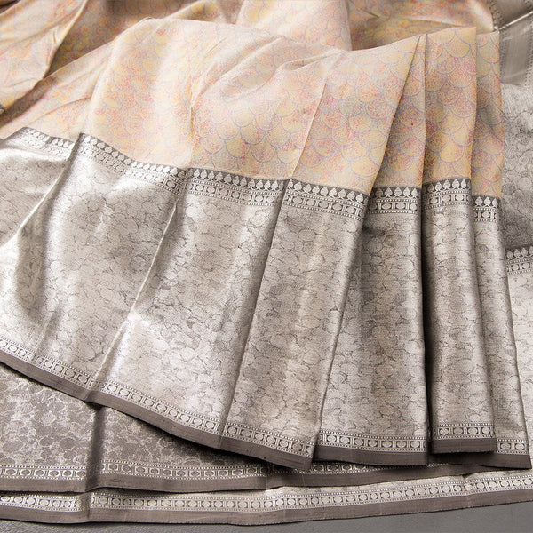 Mother Of Pearl Inspired Silk Saree With Kanchi Border