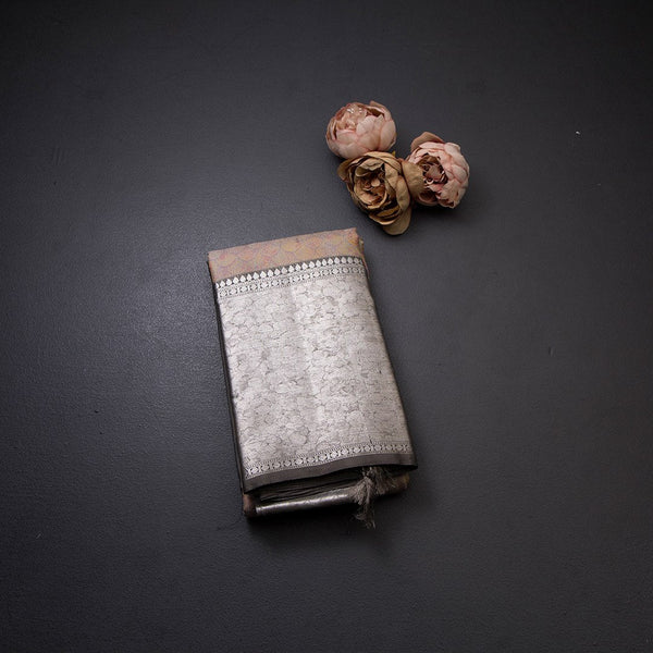 Mother Of Pearl Inspired Silk Saree With Kanchi Border