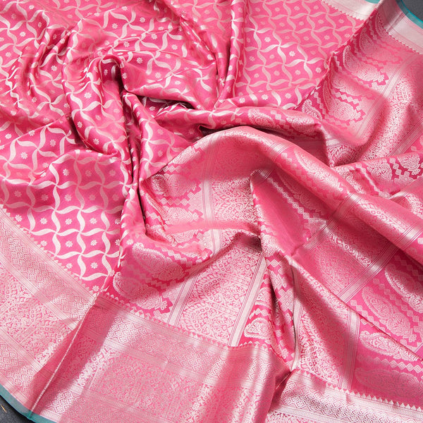 Pink Soft Silk Saree With Windmill Inspired Body Pattern And Kanchi Border