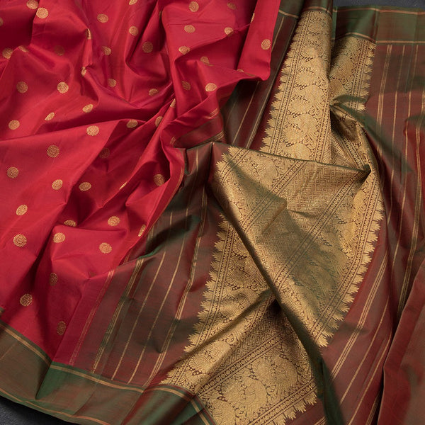 Chilly Red Silk Saree With Chakra Buttas And shot Colour Border
