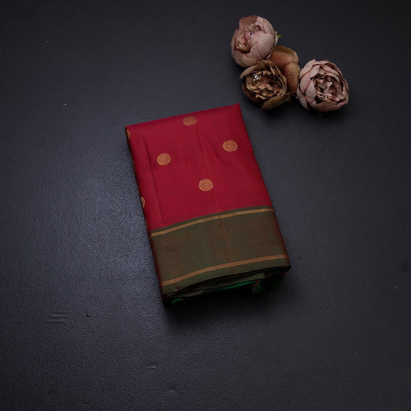 Chilly Red Silk Saree With Chakra Buttas And shot Colour Border