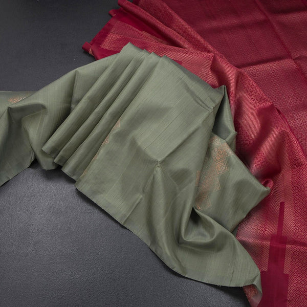 Sage Green Borderless Soft Silk Saree With Contrast Pallu