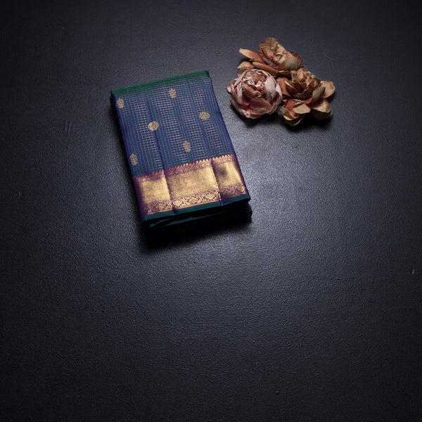 Shot Colour Vaira Oosi Silk Saree With Peacock And Chakra Buttas And Gold Zari Border