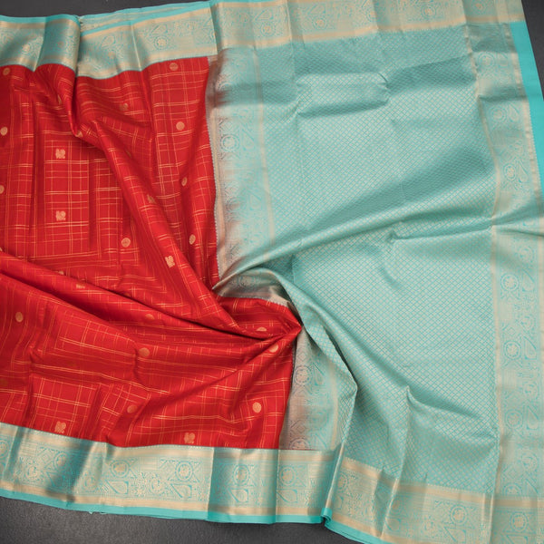 KSSMLSR42239-5-Red-Checked-Silk-Saree-With-Peacock-And-Chakra-Buttas-And-Gold-Zari-Border-crush
