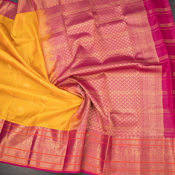 KSSMLSR42245-5-Mango-Yellow-Zari-Checked-Silk-Saree-And-Pink-Gold-Zari-Border-crush
