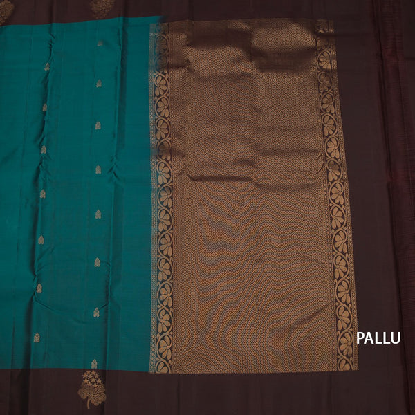 KSSMLSR42484-2-Peacock-Green-Silk-Saree-With-Zari-Buttas-And-Border-In-Floral-Design-pallu