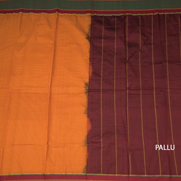 KSSRSSR42433-2-Dharwad-Cotton-Orange-Checked-Saree-And-Temple-Border-pallu