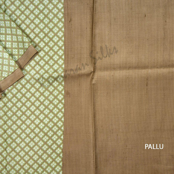 Pure Tussar Parrot Green Floral Printed Saree - Kumaran Silks