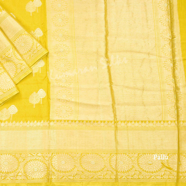 Ranvi Silk Lime Green Zari Worked Saree - Kumaran Silks