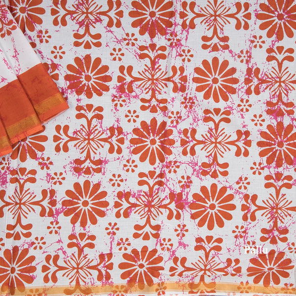 Mul Mul Cotton Cream Printed Saree 05