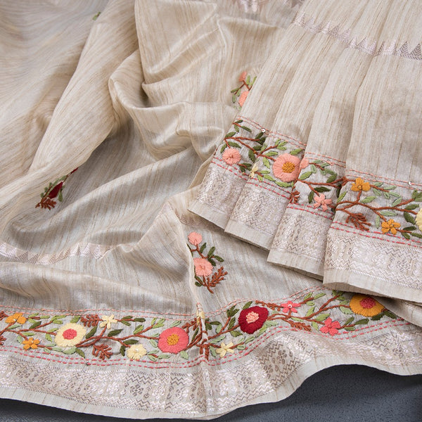 Semi Linen Cream Thread Embroidered Saree 03