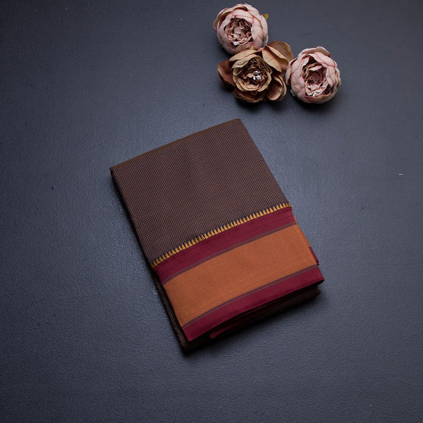 Dharwad Cotton Dark Maroon Micro Checked Saree 02