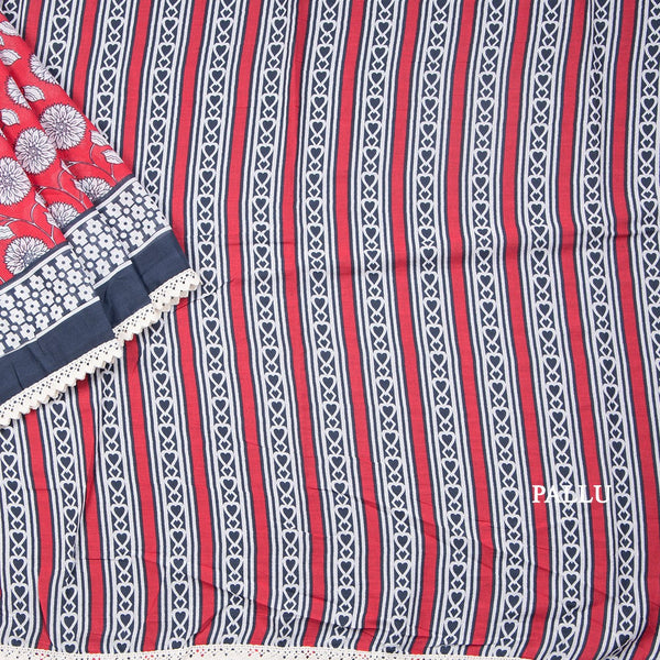 Mul Mul Cotton Maroon Floral Printed Saree