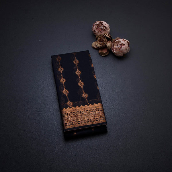 Silk Cotton Black Zari Worked Saree 08