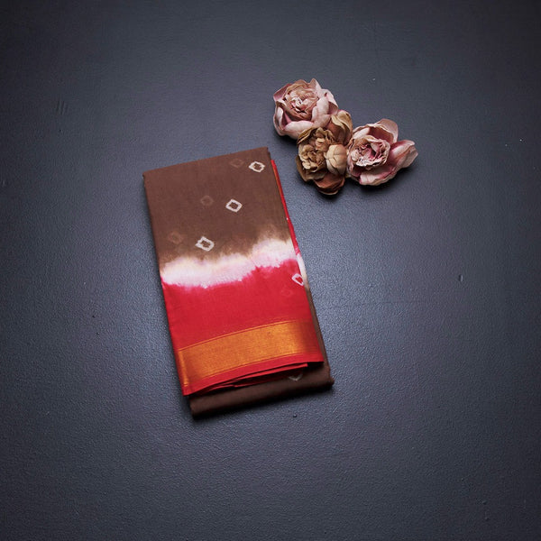 Sungudi Cotton Brown Shibori Printed Saree With Blouse