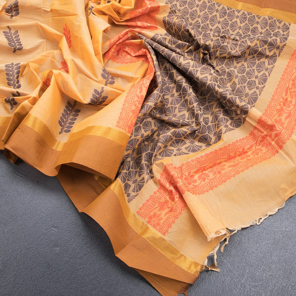 Chettinad Cotton Pastel Orange Thread Work Saree With Contrast Border