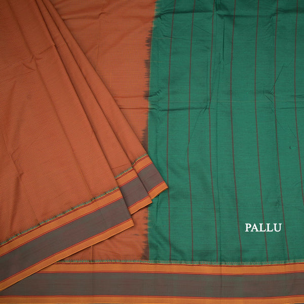 Dharwad Cotton Maroon Micro Checked Saree 03