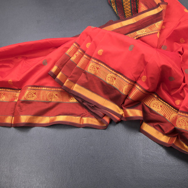 Poly Cotton Red Saree With Thread Buttas And Zari Border