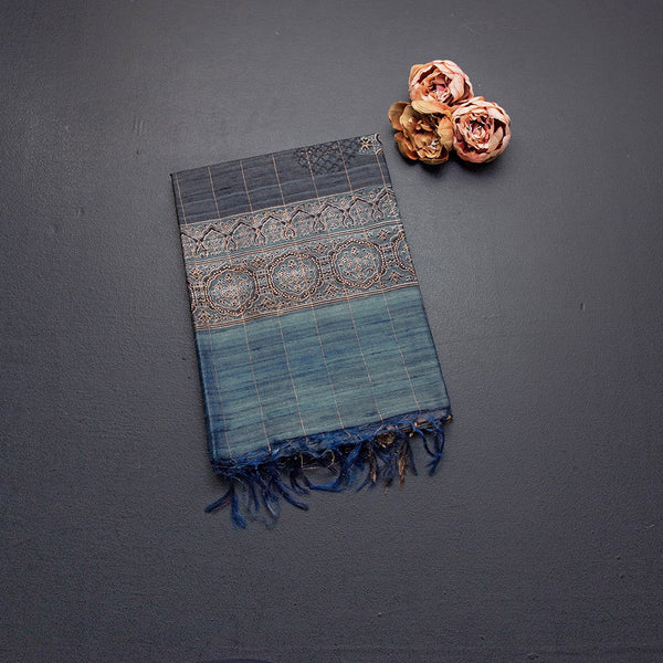 Tussar Dark Grey Checked Saree 02