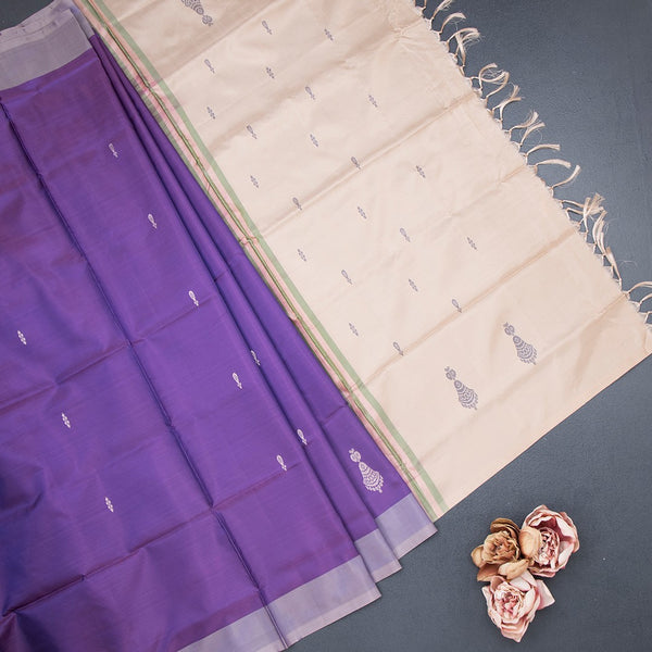 Vaazhai Naar Purple Saree With Thread Buttas And Contrast Pallu