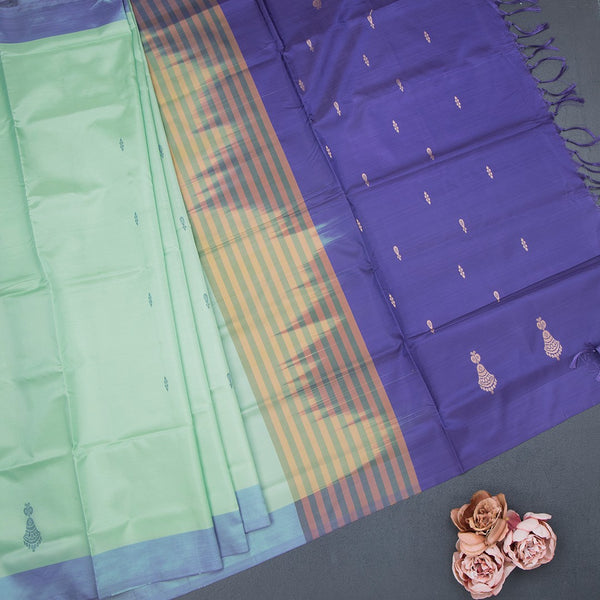 Vaazhai Naar Mint Green Saree With Thread Buttas And Contrast Pallu