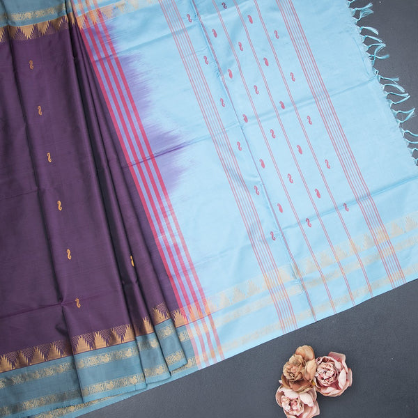 Vaazhai Naar Dark Purple Saree With Thread Buttas And Contrast Pallu